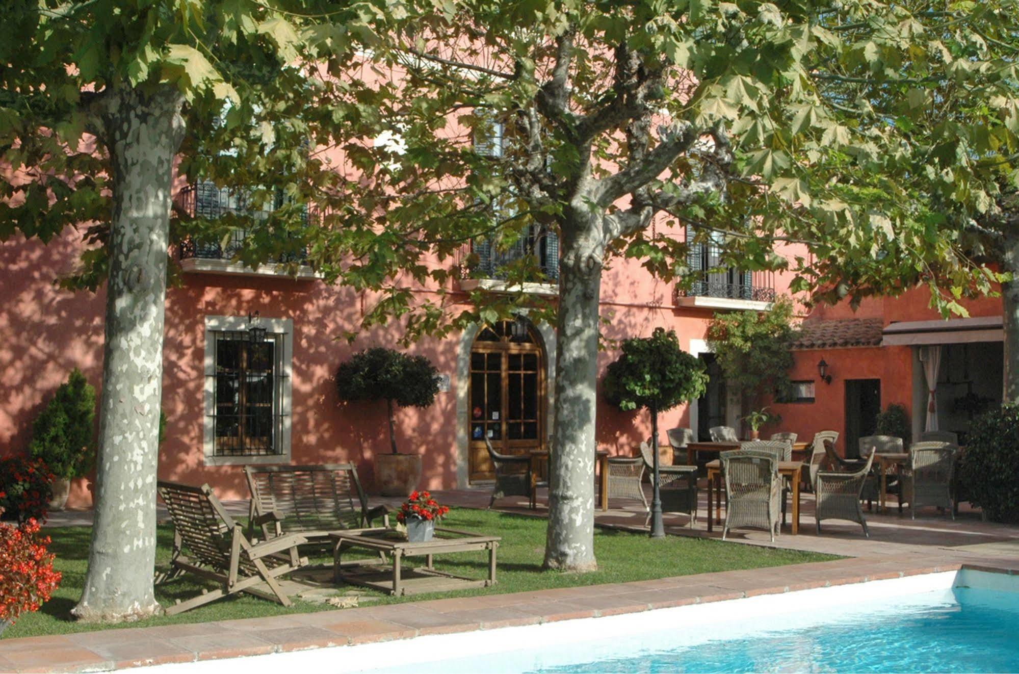 Hotel Mas De Baix Cabrils Exterior foto
